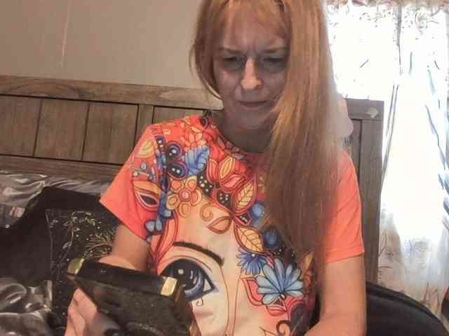 BeautyQueenMa webcam