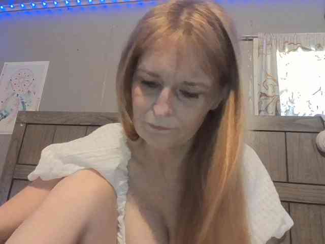 BeautyQueenMa webcam