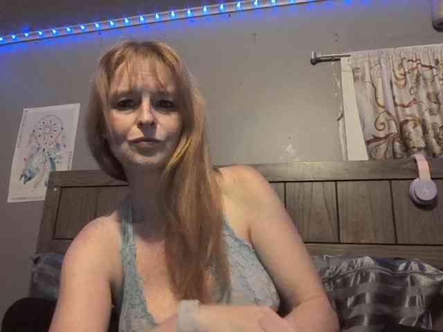 BeautyQueenMa webcam