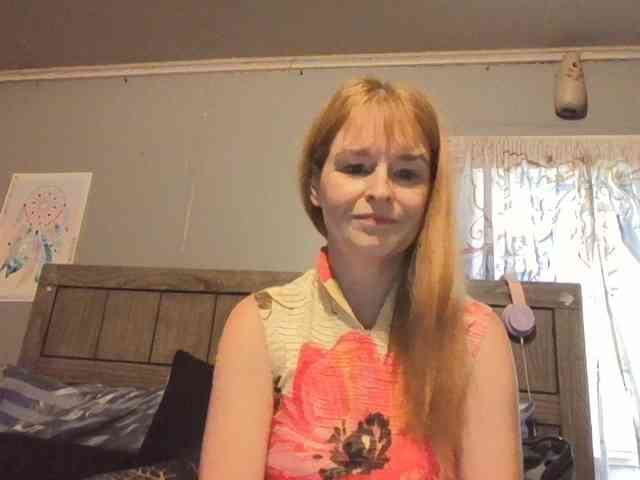 BeautyQueenMa webcam