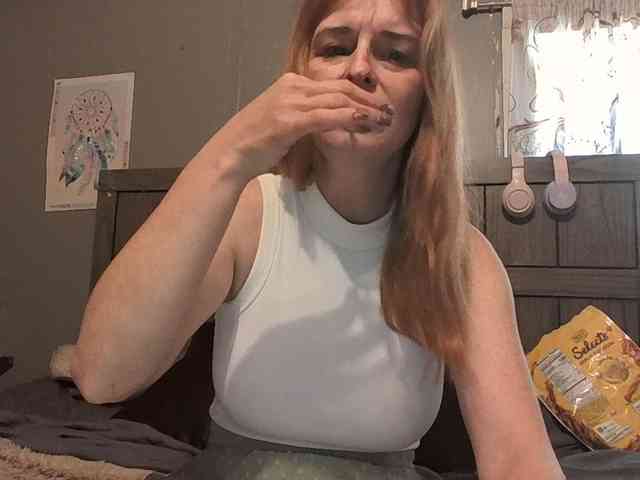 BeautyQueenMa webcam