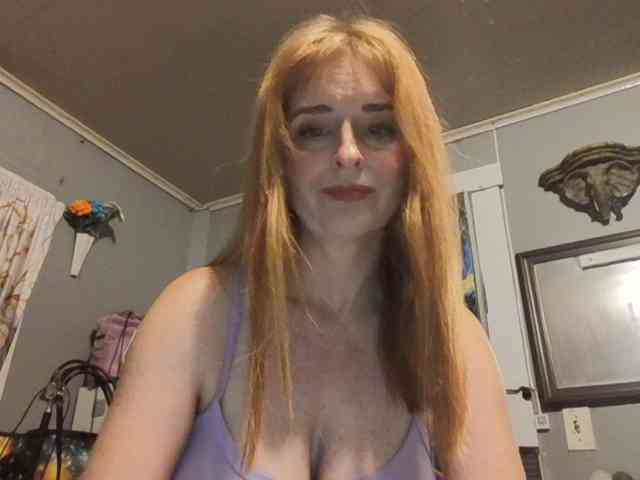 BeautyQueenMa webcam