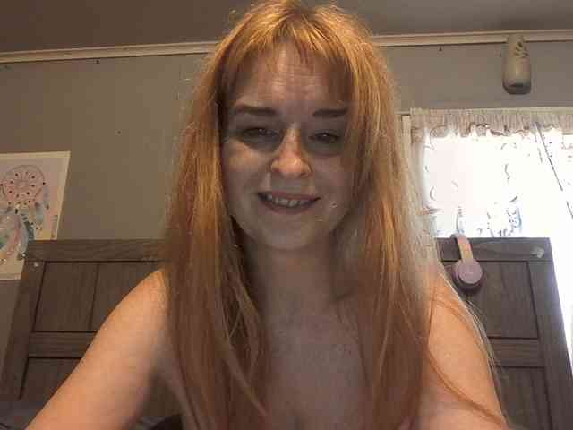 BeautyQueenMa webcam