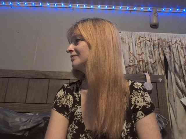 BeautyQueenMa webcam