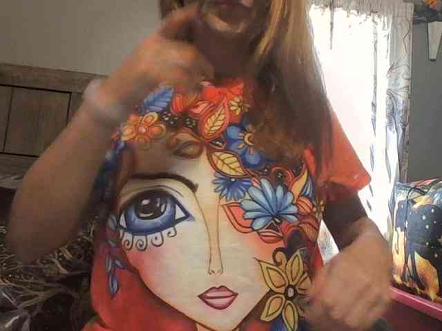 BeautyQueenMa webcam