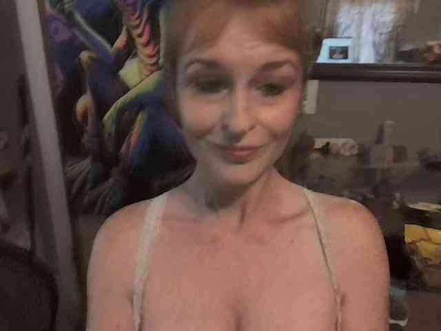 BeautyQueenMa webcam