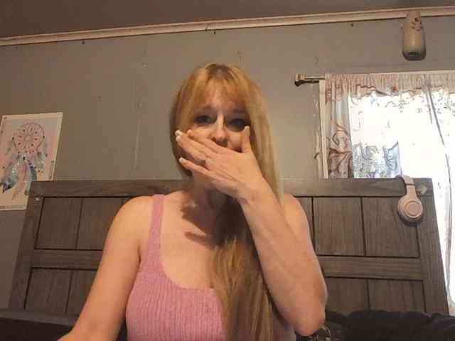 BeautyQueenMa webcam