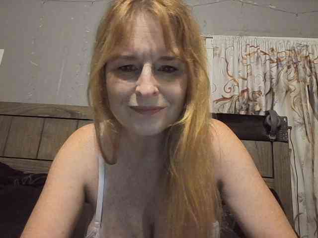 BeautyQueenMa webcam