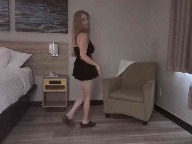 BeautyQueenMa webcam