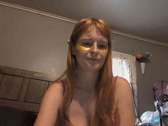 BeautyQueenMa webcam