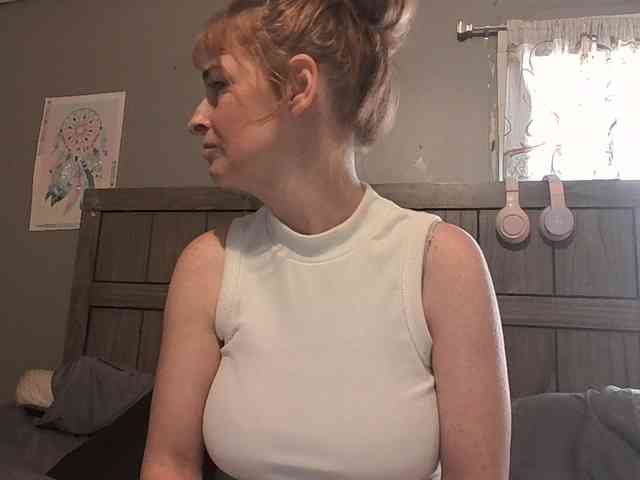 BeautyQueenMa webcam