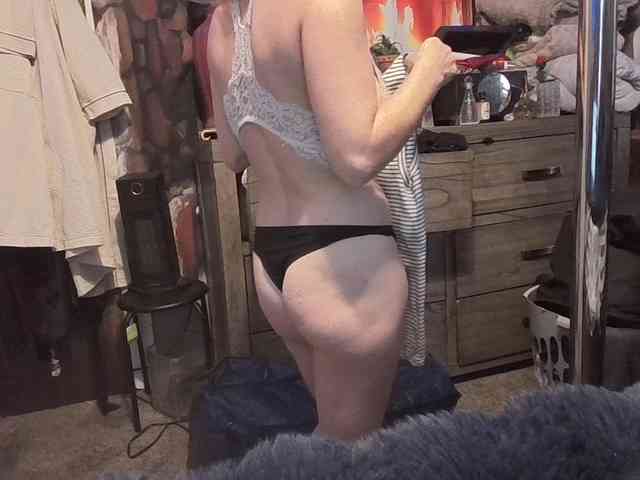 BeautyQueenMa webcam