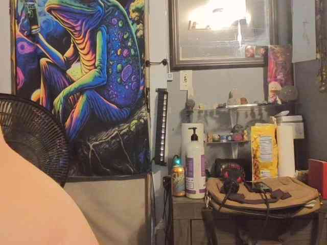 BeautyQueenMa webcam