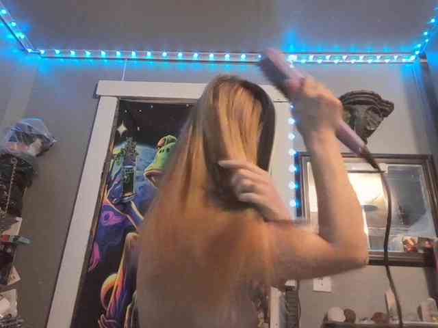 BeautyQueenMa webcam