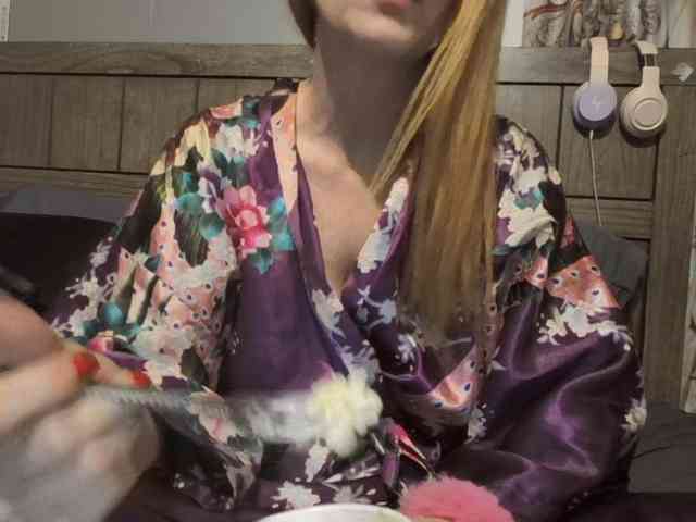 BeautyQueenMa webcam