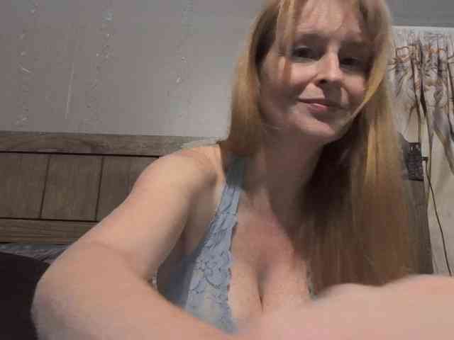 BeautyQueenMa webcam