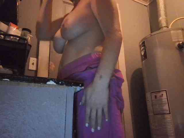 BeautyQueenMa webcam