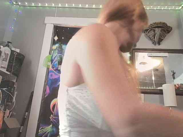 BeautyQueenMa webcam