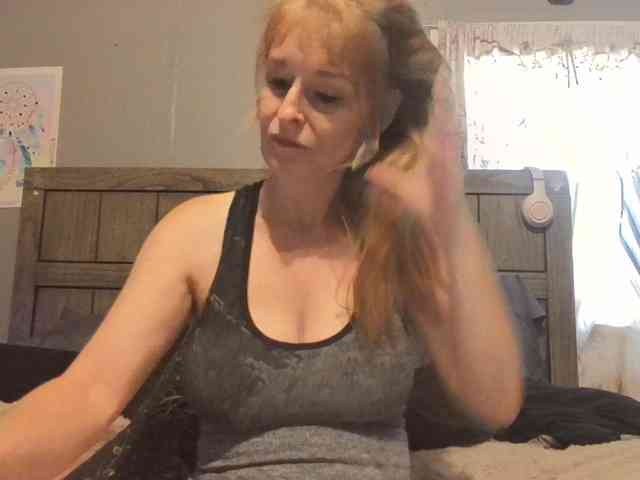 BeautyQueenMa webcam