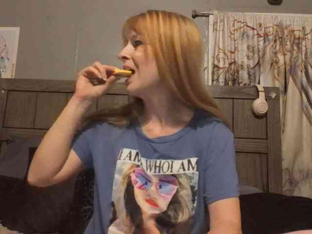 BeautyQueenMa webcam