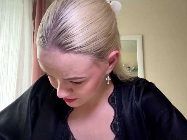 KatherinaDelaet live cam on BongaCams
