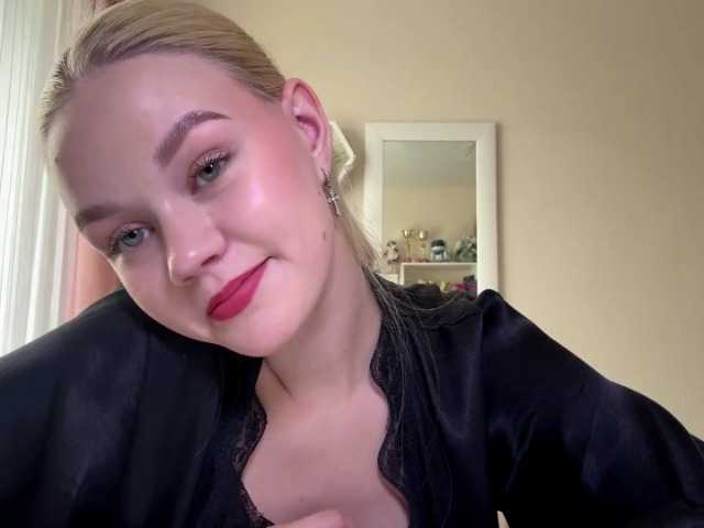 KatherinaDelaet live cam on BongaCams
