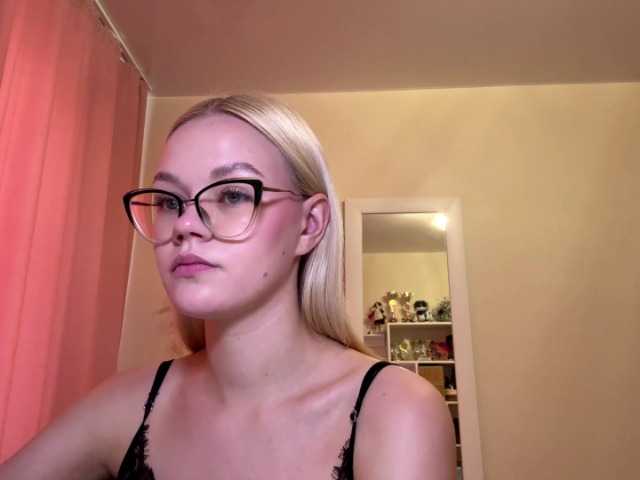 KatherinaDelaet live cam on BongaCams