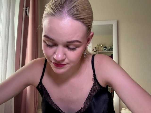 KatherinaDelaet live cam on BongaCams