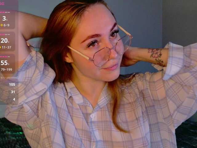 LunaXBaddie live webcam show