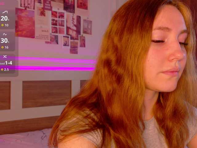 LunaXBaddie live cam on BongaCams