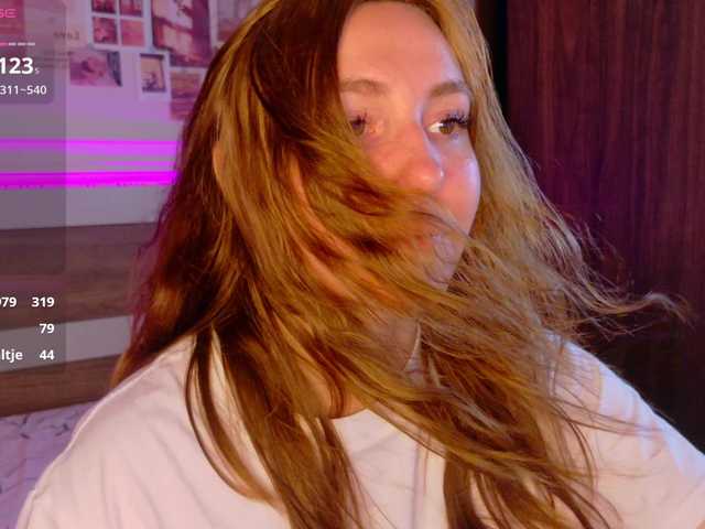 LunaXBaddie live cam on BongaCams
