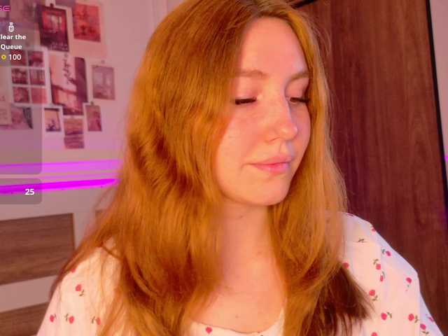 LunaXBaddie live cam on BongaCams