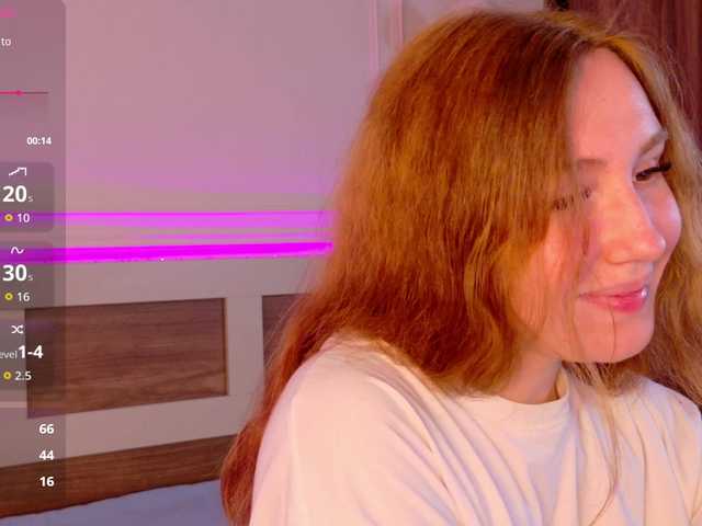 видео LunaXBaddie