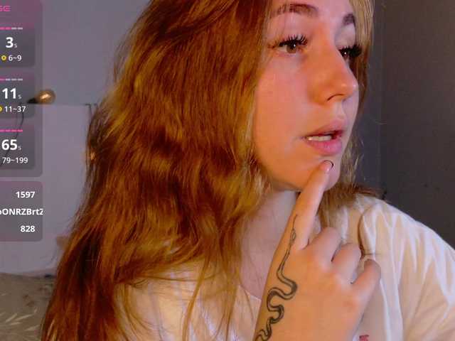 LunaXBaddie live cam on BongaCams