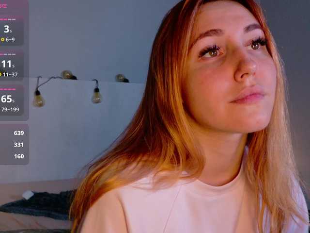 LunaXBaddie live webcam show