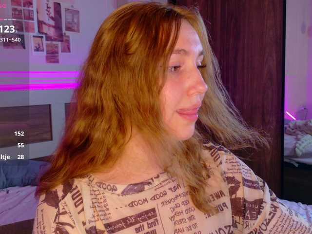 LunaXBaddie live cam on BongaCams