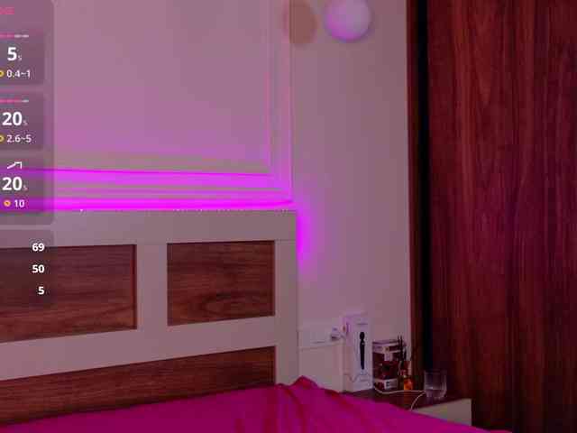 LunaXBaddie webcam