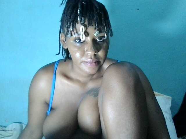 Whiteluna-04 Live Cam and Statistics on UnifiedCams