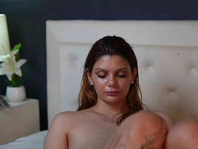 JessicaJupiter webcam