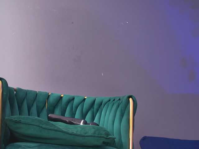 DesiMissy — live female cam