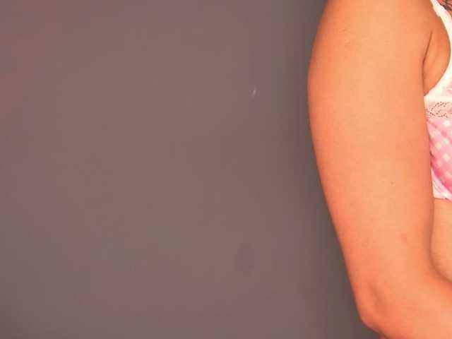 DesiMissy live webcam show