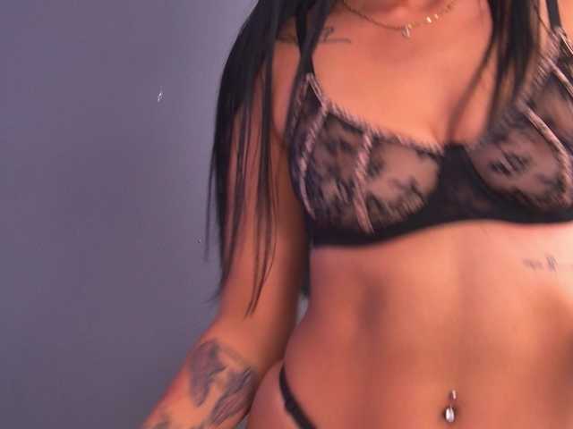 DesiMissy live cam on BongaCams