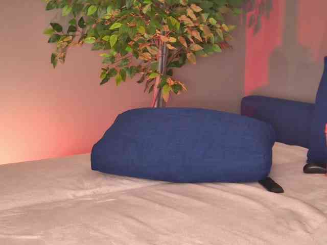 DesiMissy Live Webcam on BongaCams