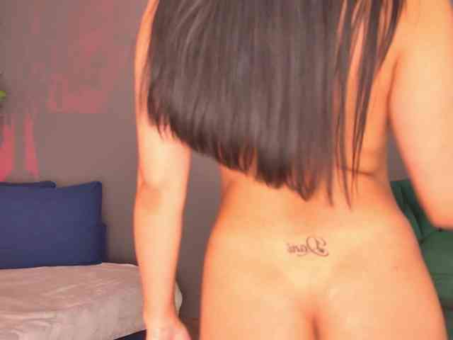 DesiMissy webcam