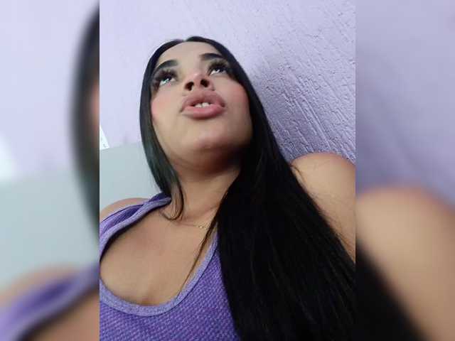KattyAdams webcam