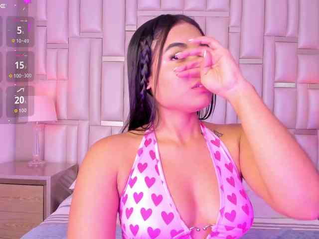 KattyAdams webcam