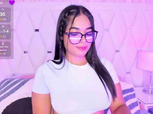 KattyAdams webcam