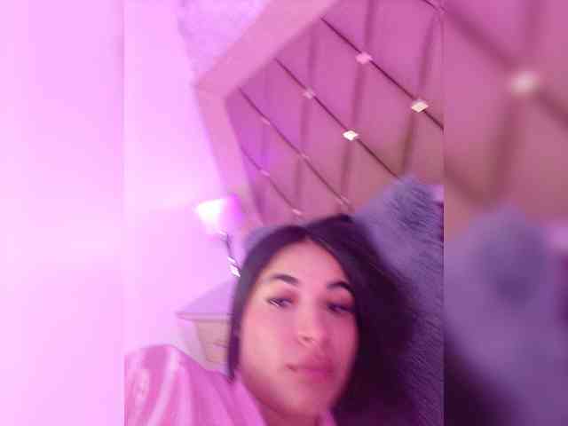 KattyAdams webcam