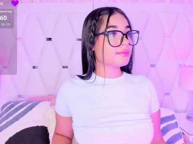 KattyAdams webcam