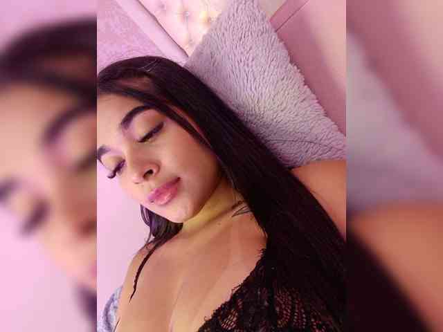 KattyAdams webcam